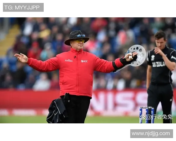 西甲精彩对决AC米兰大胜热刺帽子戏法引发全场狂欢