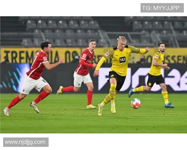 德甲冷门：多特蒙德与巴黎圣日耳曼激战成平局引发全场热议