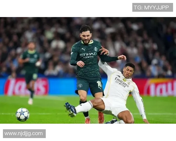 欧冠激战:皇马逆转曼联5-1补时进球点燃全场激情