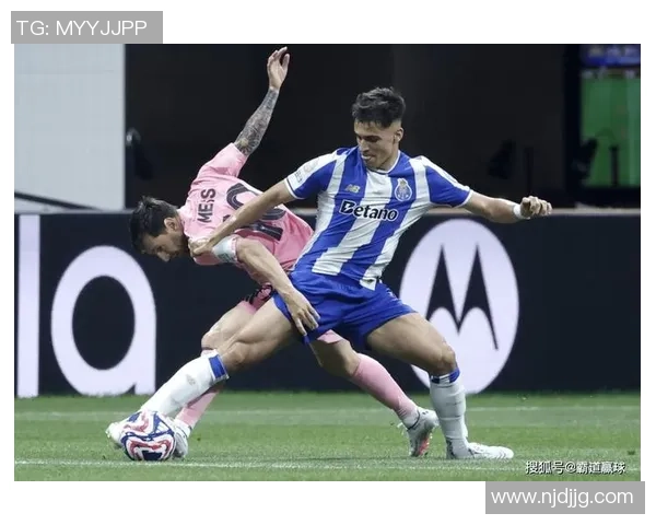 欧联杯精彩对决拜仁小胜波尔图引发转会热议与全场欢呼