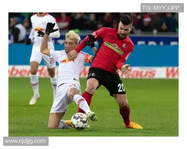 欧联杯精彩对决里昂逆袭多特蒙德补时进球引爆全场激情